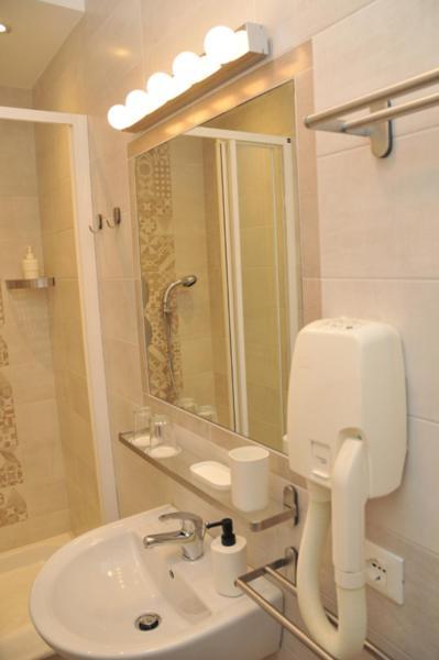 Migdal Luxury Suites Roma Porta Portese מראה חיצוני תמונה