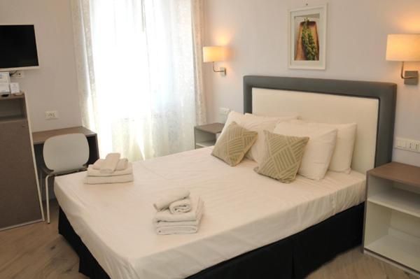 Migdal Luxury Suites Roma Porta Portese מראה חיצוני תמונה